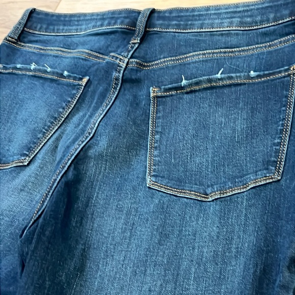 LC Lauren Conrad Dark Blue Skinny Jeans Fray and Mildly Distressed Sz 16 - Picture 15 of 16